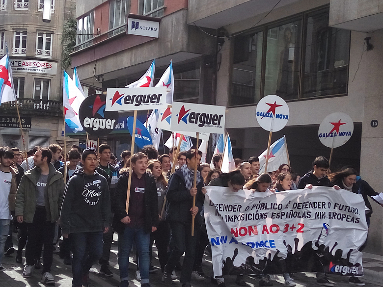 16 04 13 Manifestacionestudantil_Pontevedra_08.jpg